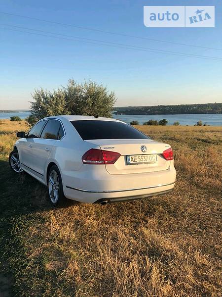 Седан Volkswagen Passat 2014 в Дніпрі фото 9 Седан Volkswagen Passat 2014 в Дніпрі
