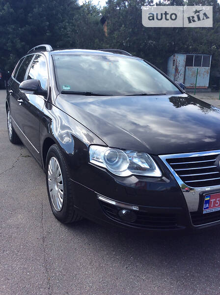 Універсал Volkswagen Passat 2010 в Києві