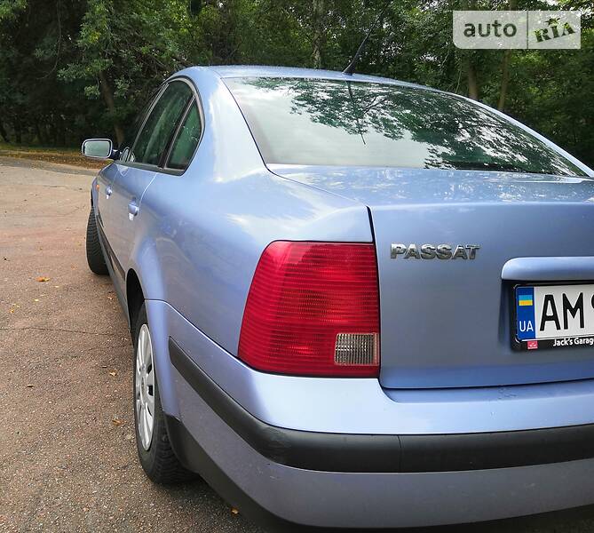 Седан Volkswagen Passat 1997 в Житомирі