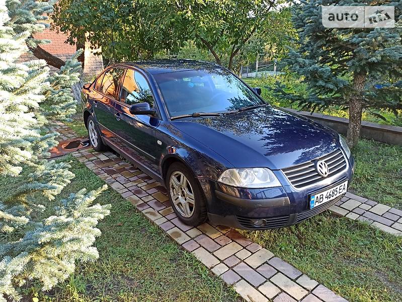 Седан Volkswagen Passat 2001 в Києві
