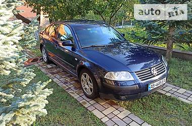 Седан Volkswagen Passat 2001 в 