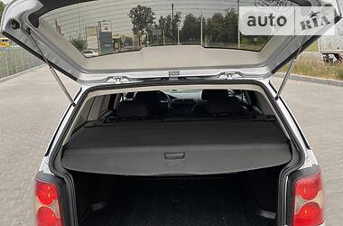 Універсал Volkswagen Passat 2001 в 