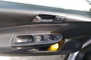 Універсал Volkswagen Passat 2010 в 
