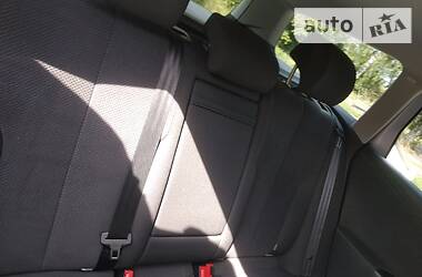 Універсал Volkswagen Passat 2010 в 