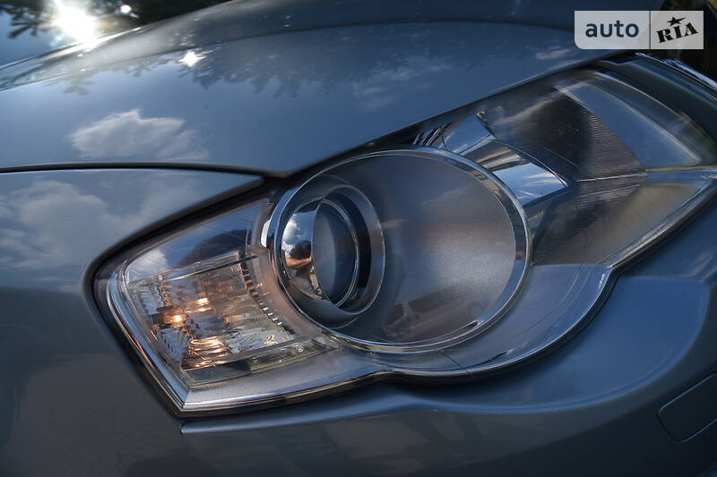 Універсал Volkswagen Passat 2008 в Дрогобичі