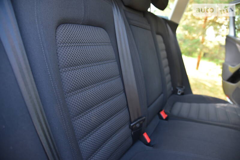 Універсал Volkswagen Passat 2008 в Дрогобичі