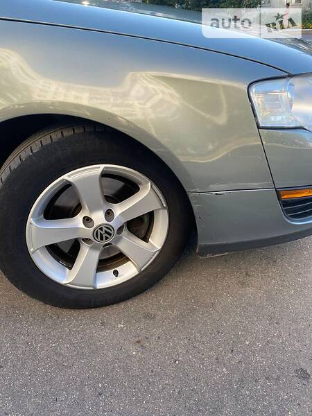 Универсал Volkswagen Passat 2005 в Хмельницком