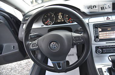 Универсал Volkswagen Passat 2010 в Дрогобыче