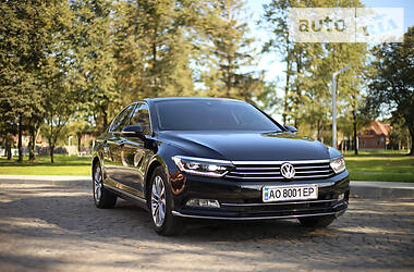 Седан Volkswagen Passat 2015 в 