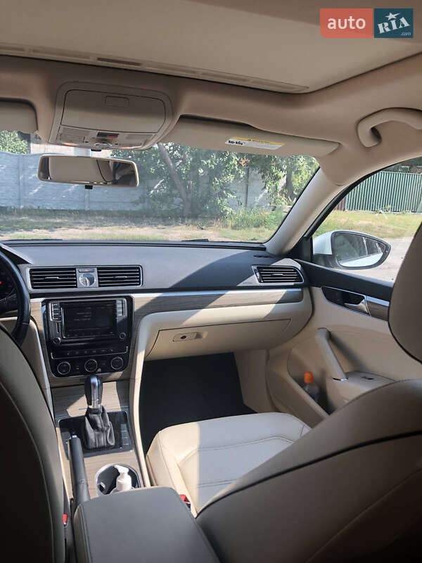 Седан Volkswagen Passat 2016 в Кременчуці