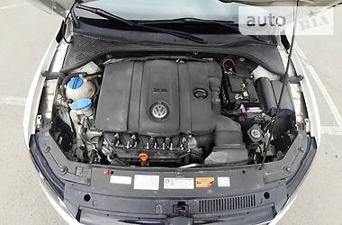 Седан Volkswagen Passat 2013 в Львове