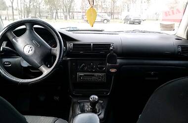 Седан Volkswagen Passat 1999 в Львове