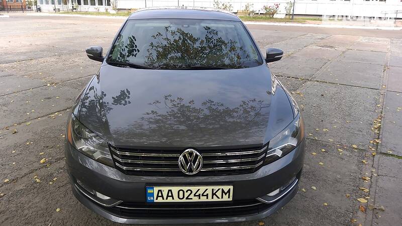 Седан Volkswagen Passat 2015 в Києві
