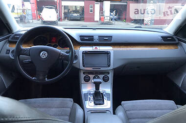 Седан Volkswagen Passat 2007 в Киеве