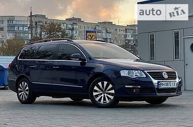 Універсал Volkswagen Passat 2009 в Одесі