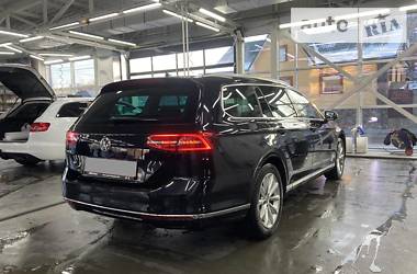 Универсал Volkswagen Passat 2018 в Луцке