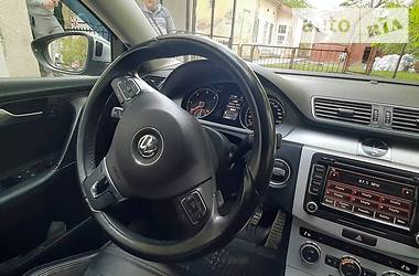Универсал Volkswagen Passat 2013 в Ивано-Франковске