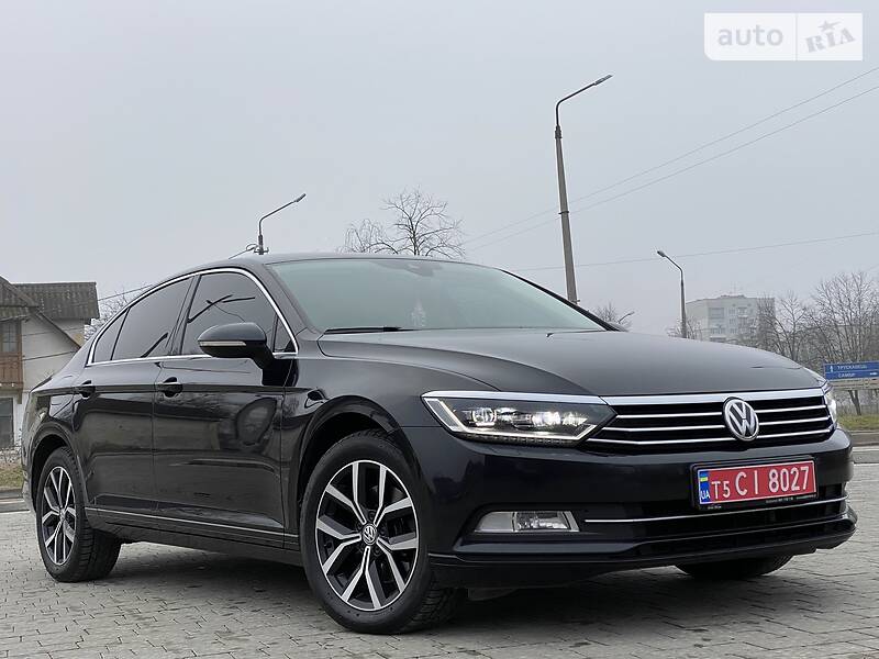 Седан Volkswagen Passat 2017 в Трускавце