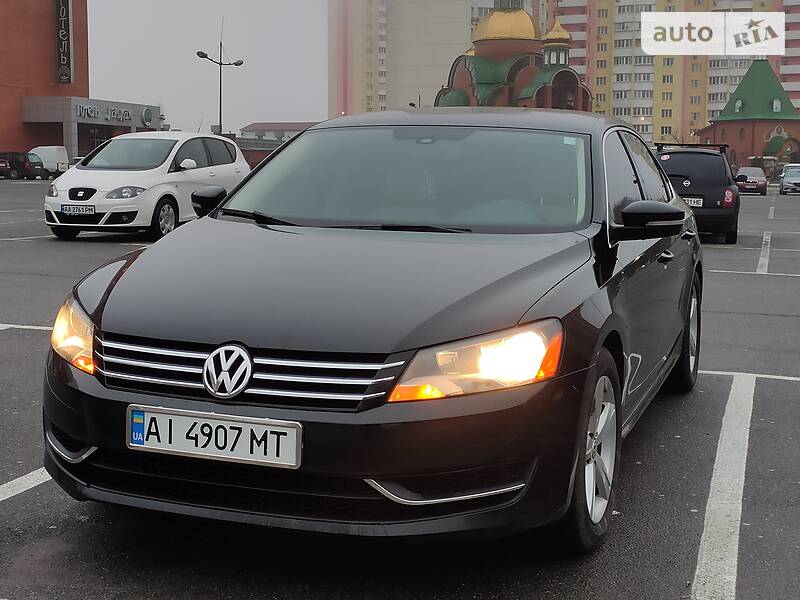 Седан Volkswagen Passat 2013 в Киеве