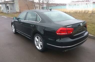 Седан Volkswagen Passat 2012 в Рівному