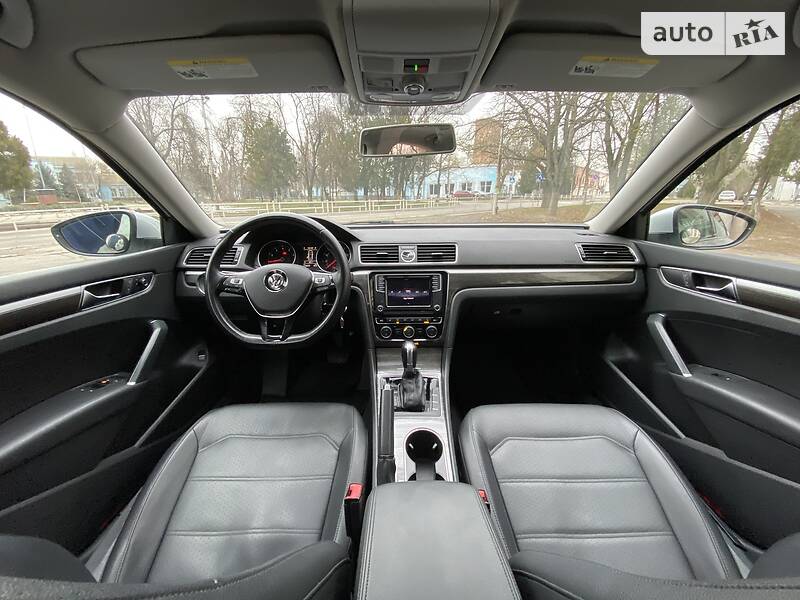 Седан Volkswagen Passat 2016 в Херсоне