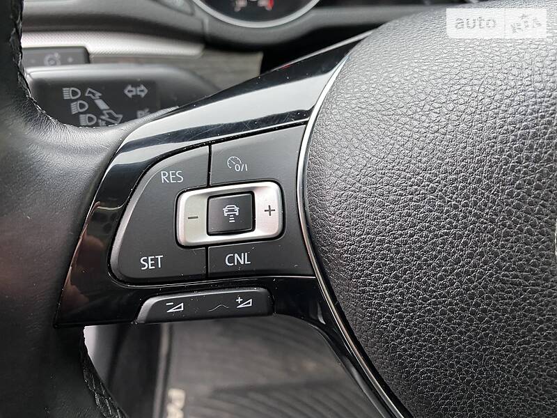 Седан Volkswagen Passat 2016 в Херсоне
