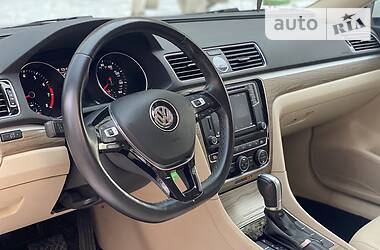 Седан Volkswagen Passat 2016 в Херсоне