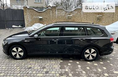 Универсал Volkswagen Passat 2016 в Луцке