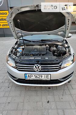 Седан Volkswagen Passat 2013 в Запорожье