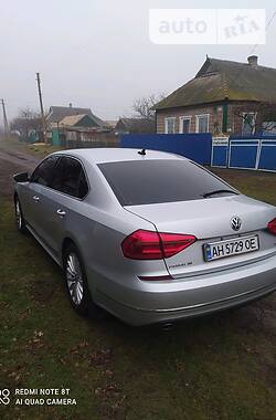 Седан Volkswagen Passat 2016 в Курахово