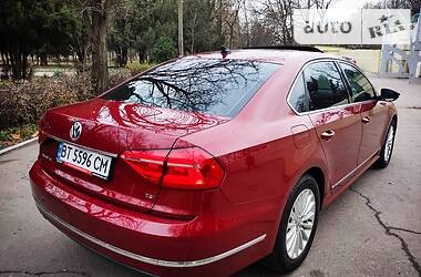 Седан Volkswagen Passat 2015 в 