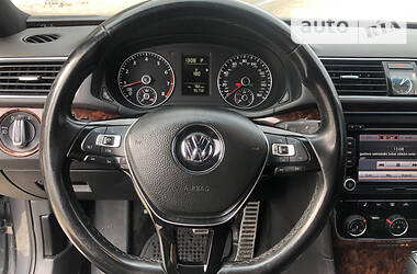 Седан Volkswagen Passat 2015 в Броварах