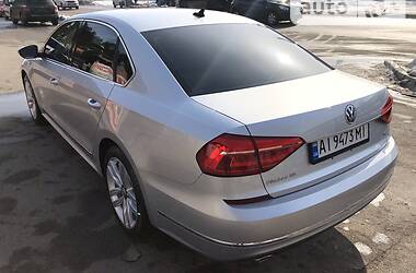 Седан Volkswagen Passat 2016 в Киеве