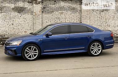 Седан Volkswagen Passat 2016 в Киеве