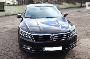 Седан Volkswagen Passat 2016 в Черновцах
