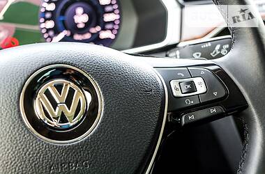 Седан Volkswagen Passat 2017 в Дніпрі