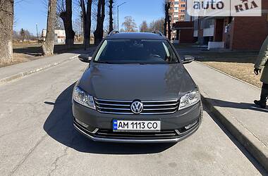 Универсал Volkswagen Passat 2014 в Звягеле