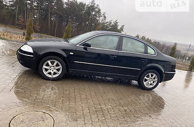 Седан Volkswagen Passat 2001 в Бучаче