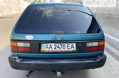 Универсал Volkswagen Passat 1992 в Киеве