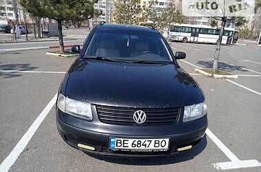 Универсал Volkswagen Passat 1999 в Николаеве