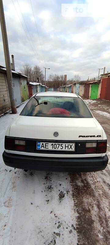 Седан Volkswagen Passat 1989 в Кривому Розі