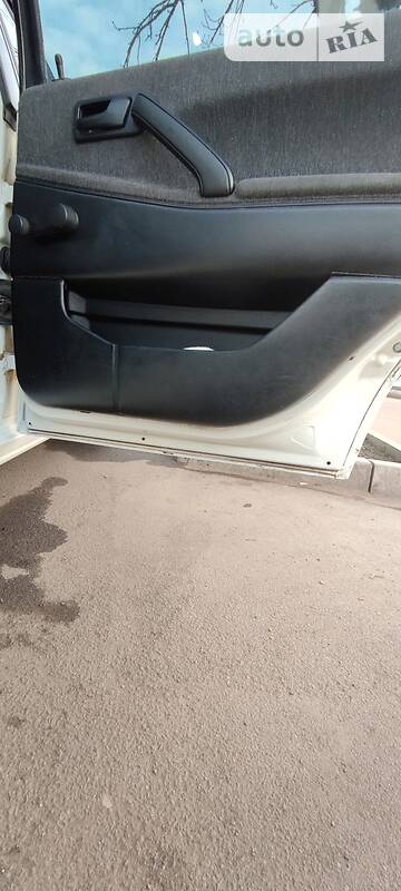 Седан Volkswagen Passat 1989 в Кривому Розі
