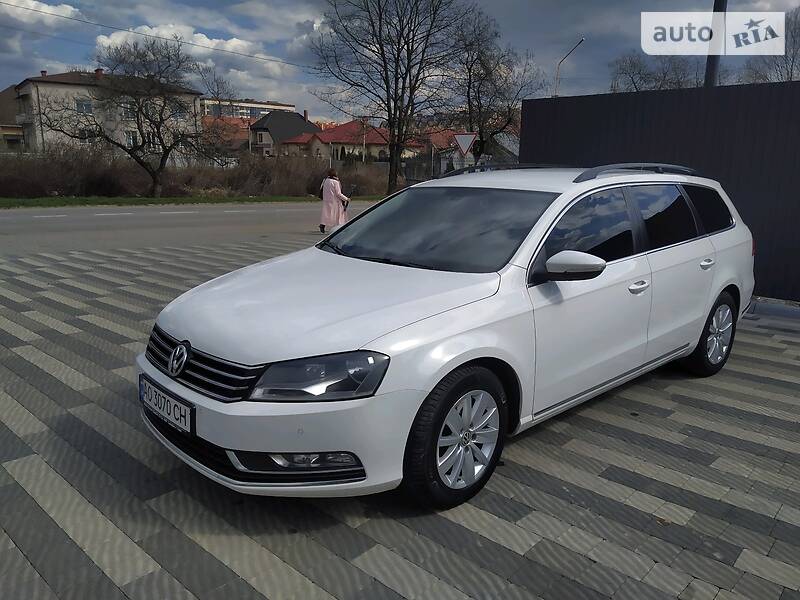 Универсал Volkswagen Passat 2013 в Ужгороде