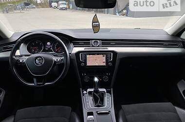 Універсал Volkswagen Passat 2016 в Трускавці