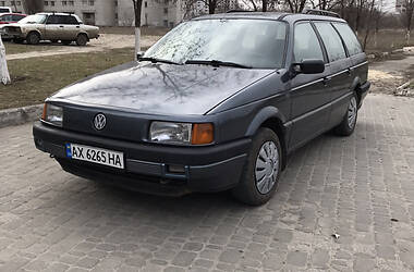 Универсал Volkswagen Passat 1990 в Харькове