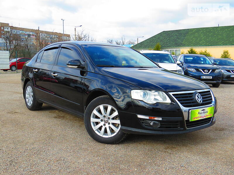 Седан Volkswagen Passat 2008 в Кропивницком