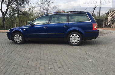 Універсал Volkswagen Passat 2001 в Житомирі