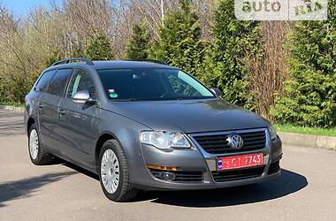 Универсал Volkswagen Passat 2006 в Ровно