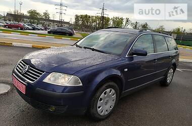 Универсал Volkswagen Passat 2002 в Буче