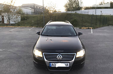 Універсал Volkswagen Passat 2009 в Ужгороді